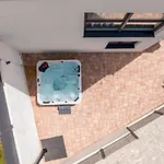 Luxury With A Swimming Pool - 25085 Villa
