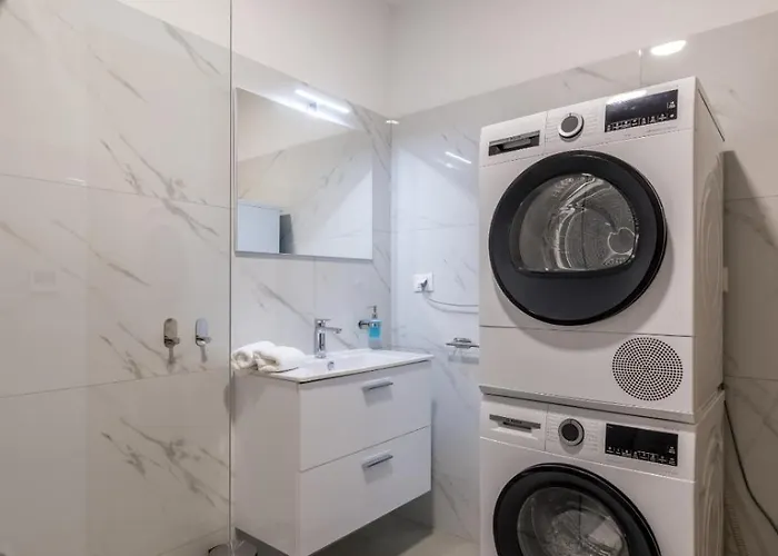 Luxury With A Swimming Pool - 25085 Villa *