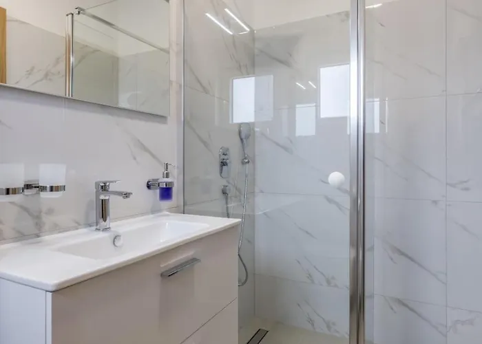 Luxury With A Swimming Pool - 25085 Villa Vodice